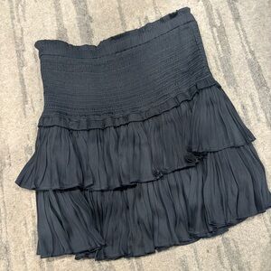 NWOT women’s size large navy blue mini skirt